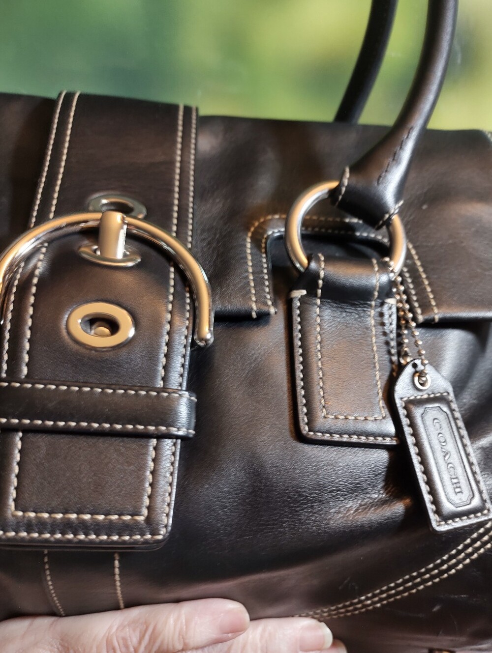 Vintage Y2K Coach SOHO Big Buckle Black Leather Flap Shoulder Bag - Picture 4 of 8